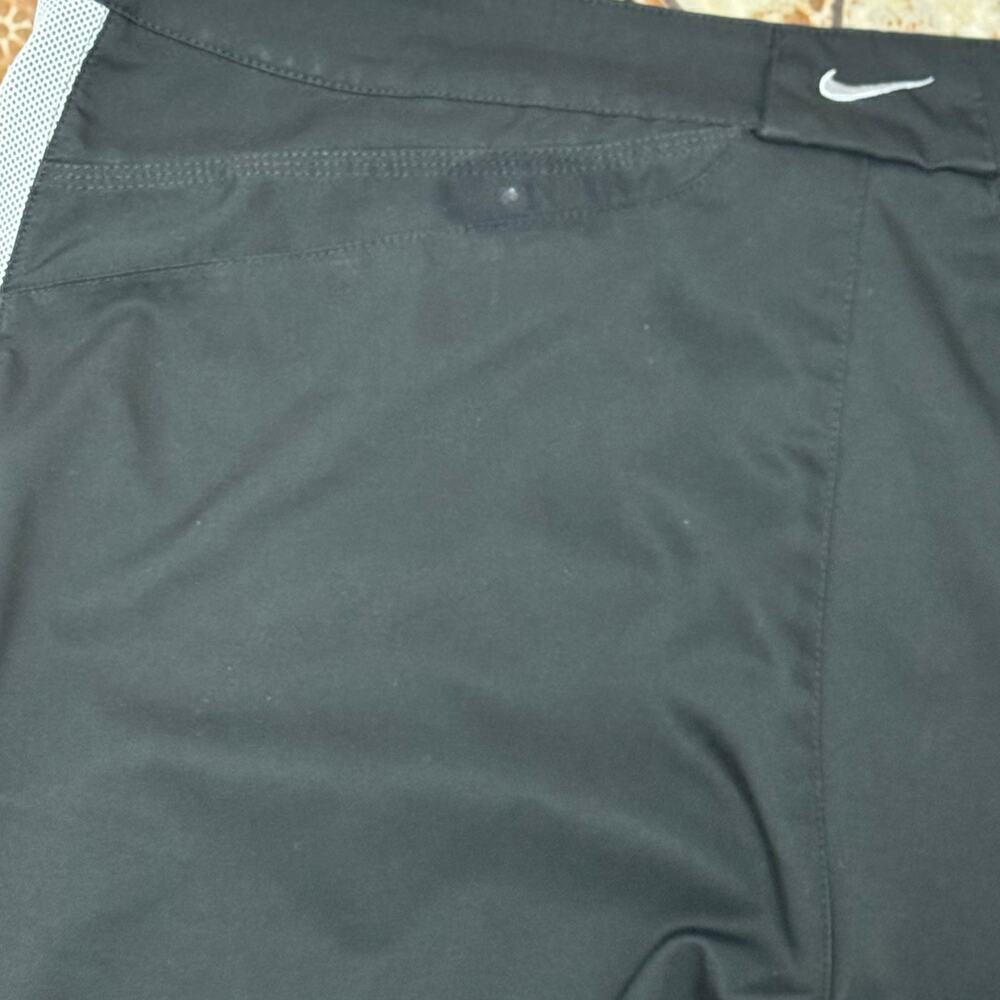 Nike Women’s Black Crop Track Pants Size L | Lightweight Activewear - Picture 5 of 8